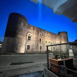  Ferienhaus La Piccola Grotta Ursino Italien